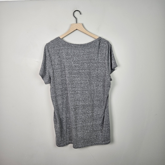 Torrid Gray Short Sleeve Graphic Tee 2 - Picture 5 of 5
